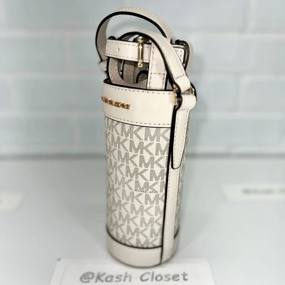 Michael Kors water bottle holder crossbody bag Light cream multi_3